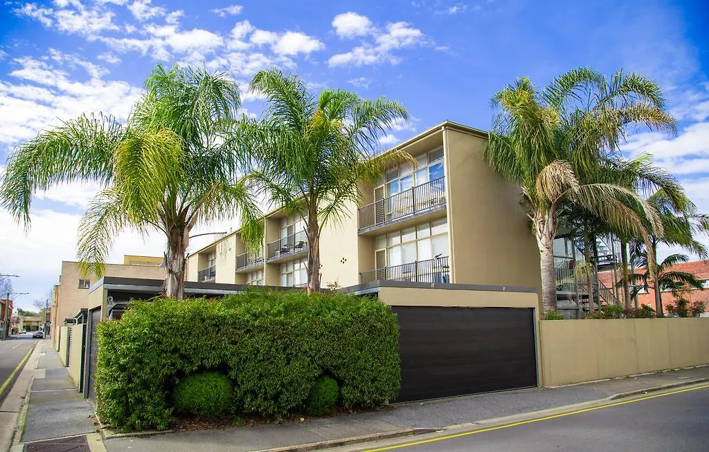 Апарт-отель Adelaide Dress Circle Apartments - Ward Street