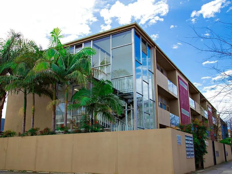 Adelaide Dress Circle Apartments - Ward Street Aparthotel